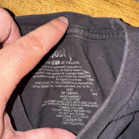 Ghost Face Black Out T-Shirt Medium 19x24.5 Scary Movie Tee Graphic - Picture 3 of 3